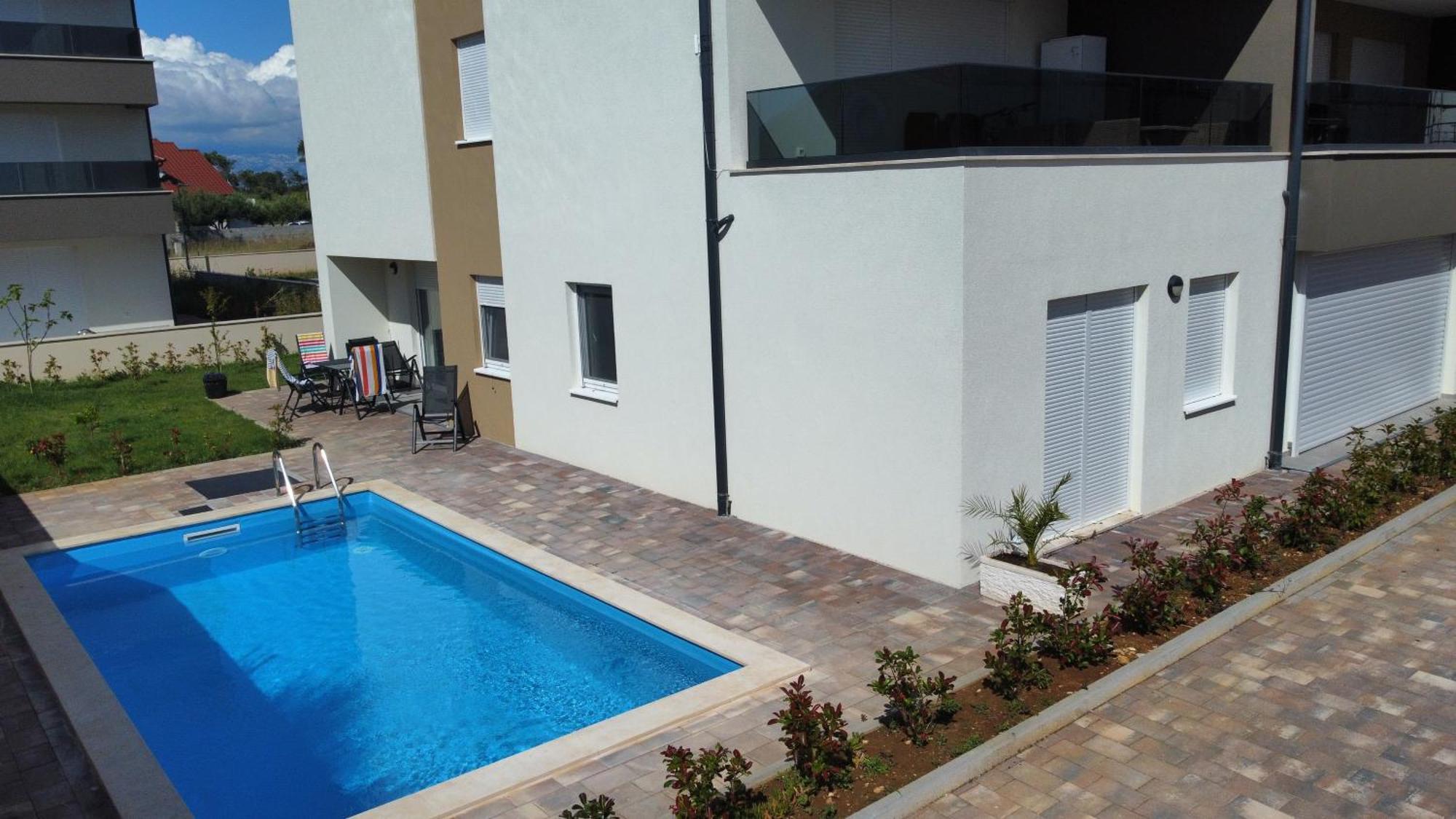 Apartment Relex With Pool & Jacuzzi プリヴラカ エクステリア 写真